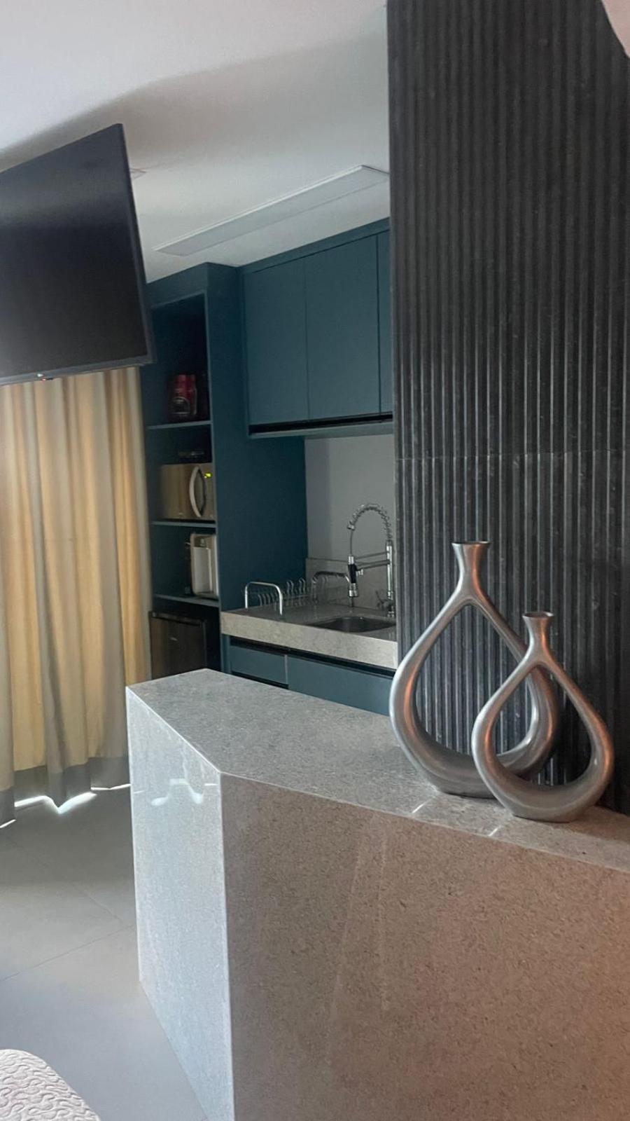 Apartamento Luxuoso Beira-mar Com Sacada Em *